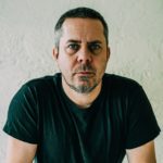 Korax – Sérum proti šedinám ve vlasech a vousech